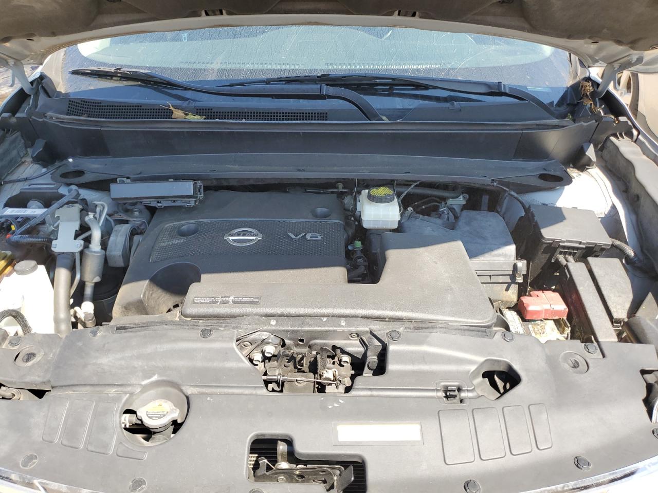 Nissan Pathfinder S Image 12