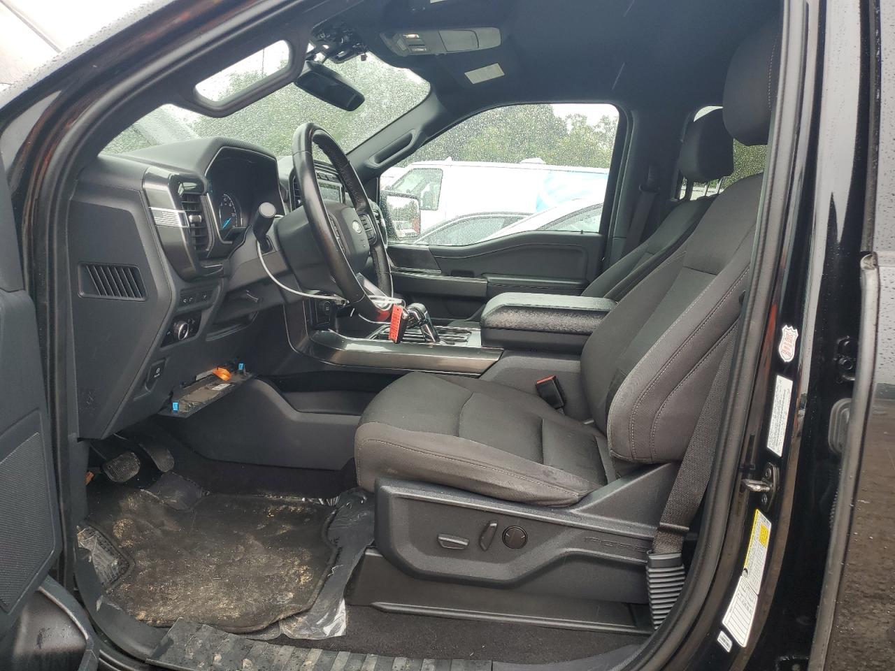 Ford F-150 Supercrew Image 8