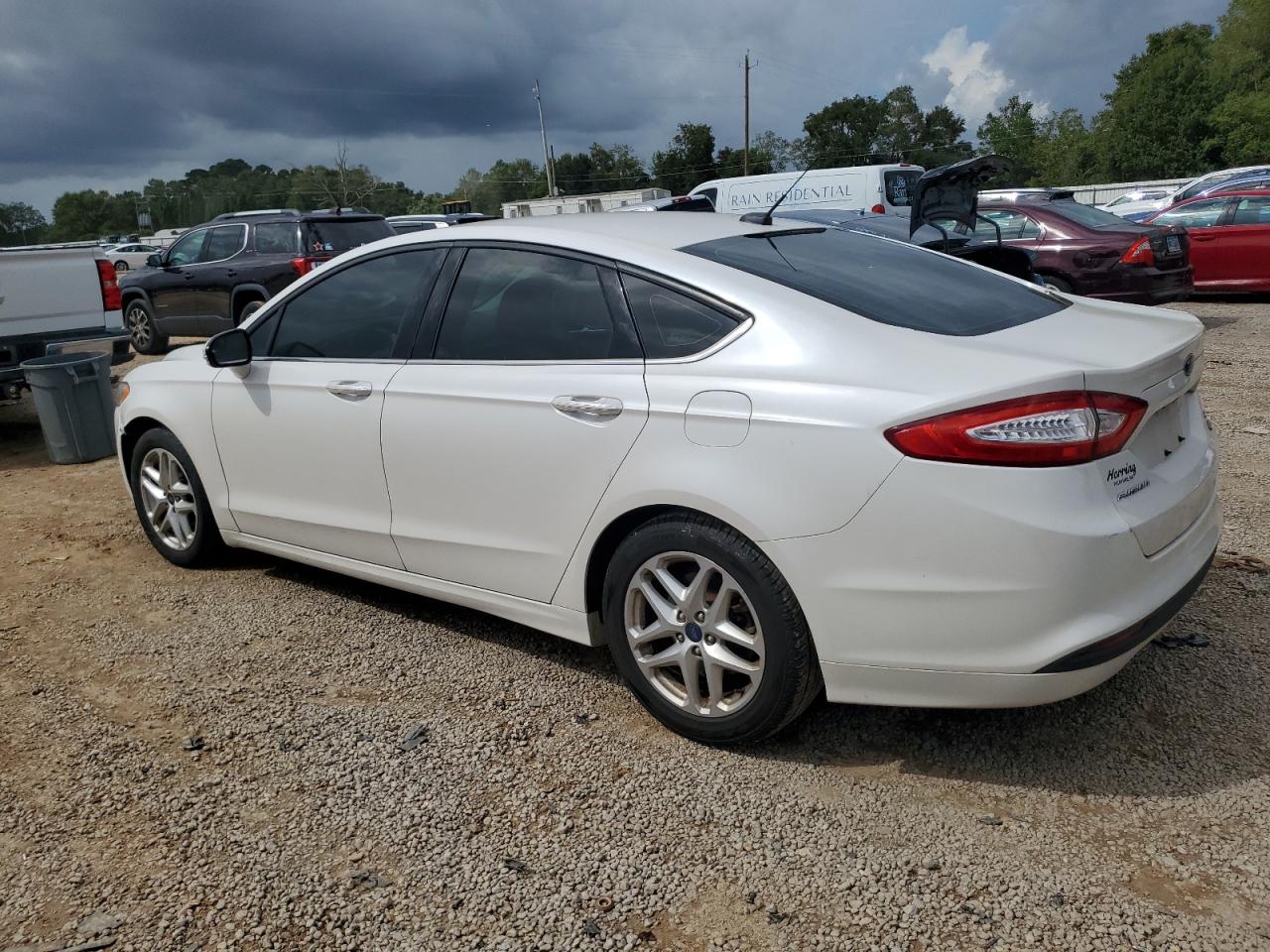 Ford Fusion Se Image 12