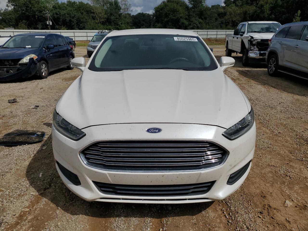 Ford Fusion Se Image 11
