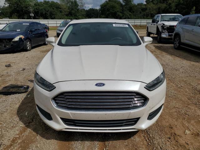 Ford Fusion Se Image 11