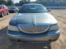 Lincoln Towncar Signature Image 4