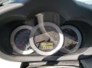 Toyota RAV4 Image 4