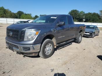  Salvage Nissan Titan