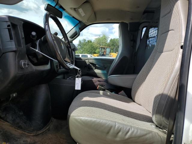 Chevrolet Express Image 3