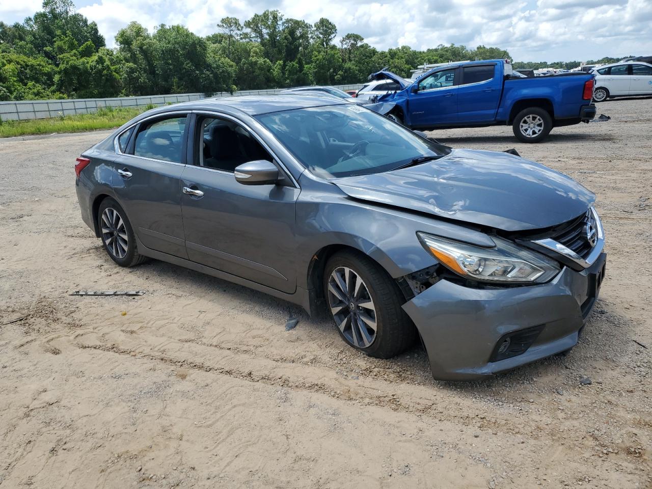 Nissan Altima 2.5 Image 10