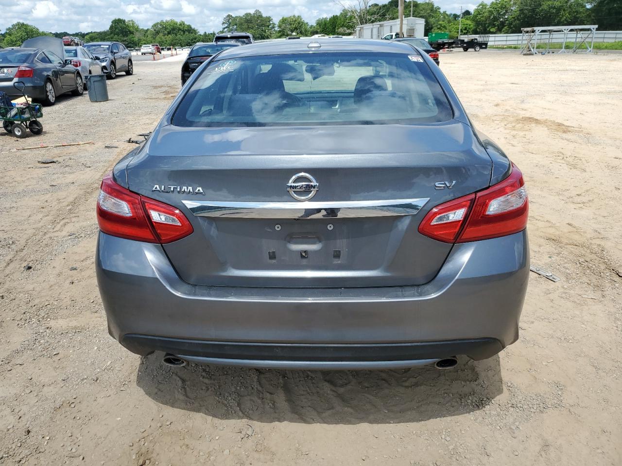 Nissan Altima 2.5 Image 9