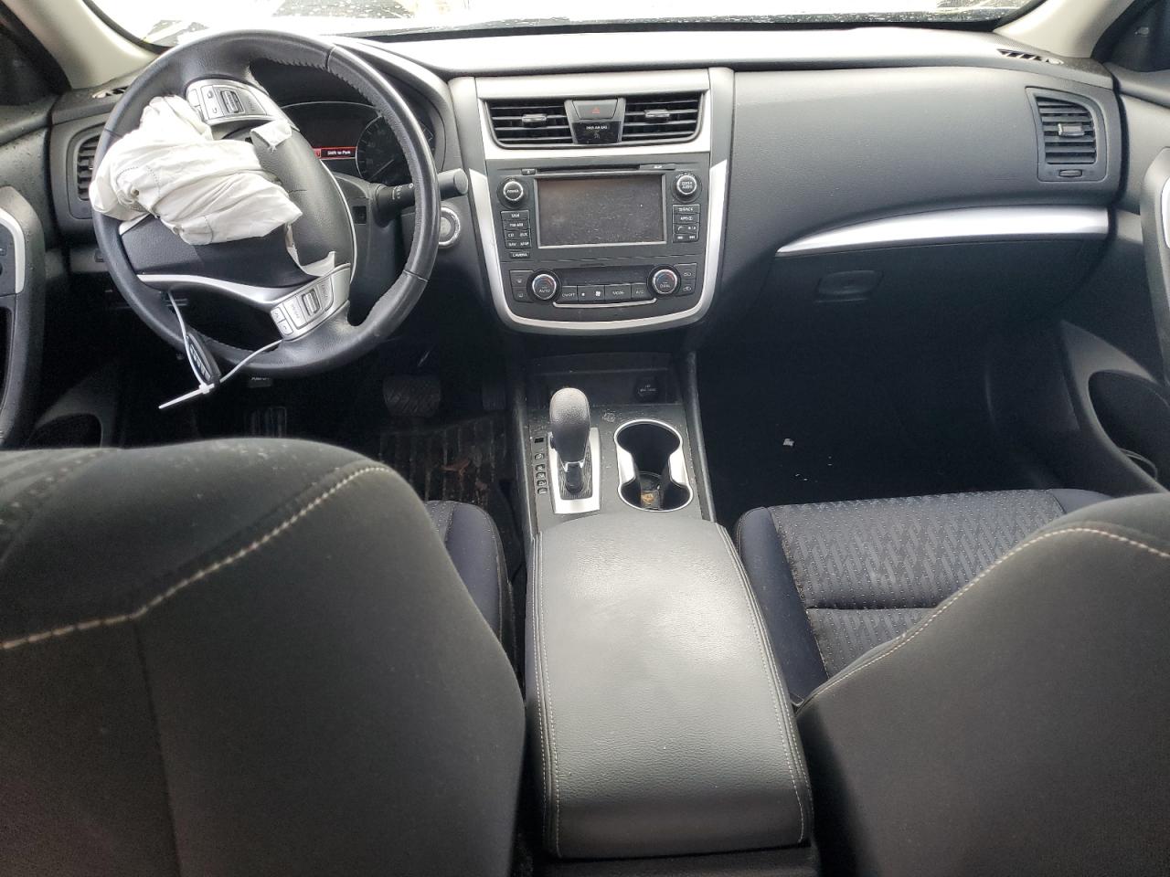 Nissan Altima 2.5 Image 6