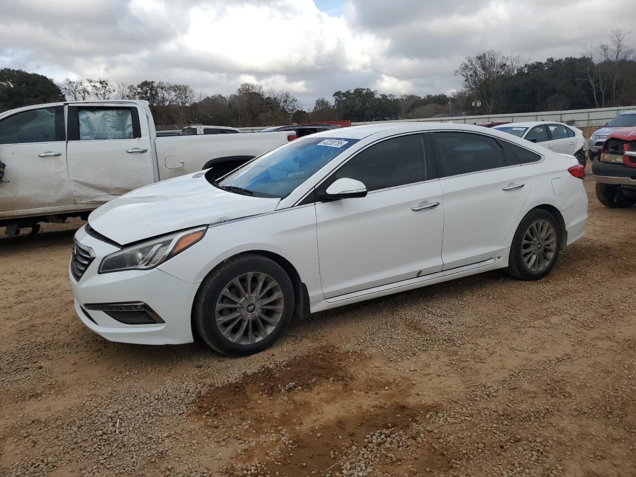 Hyundai SONATA Sport Image 1