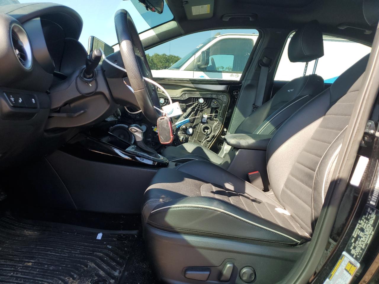 Kia Forte Gt Line Image 2