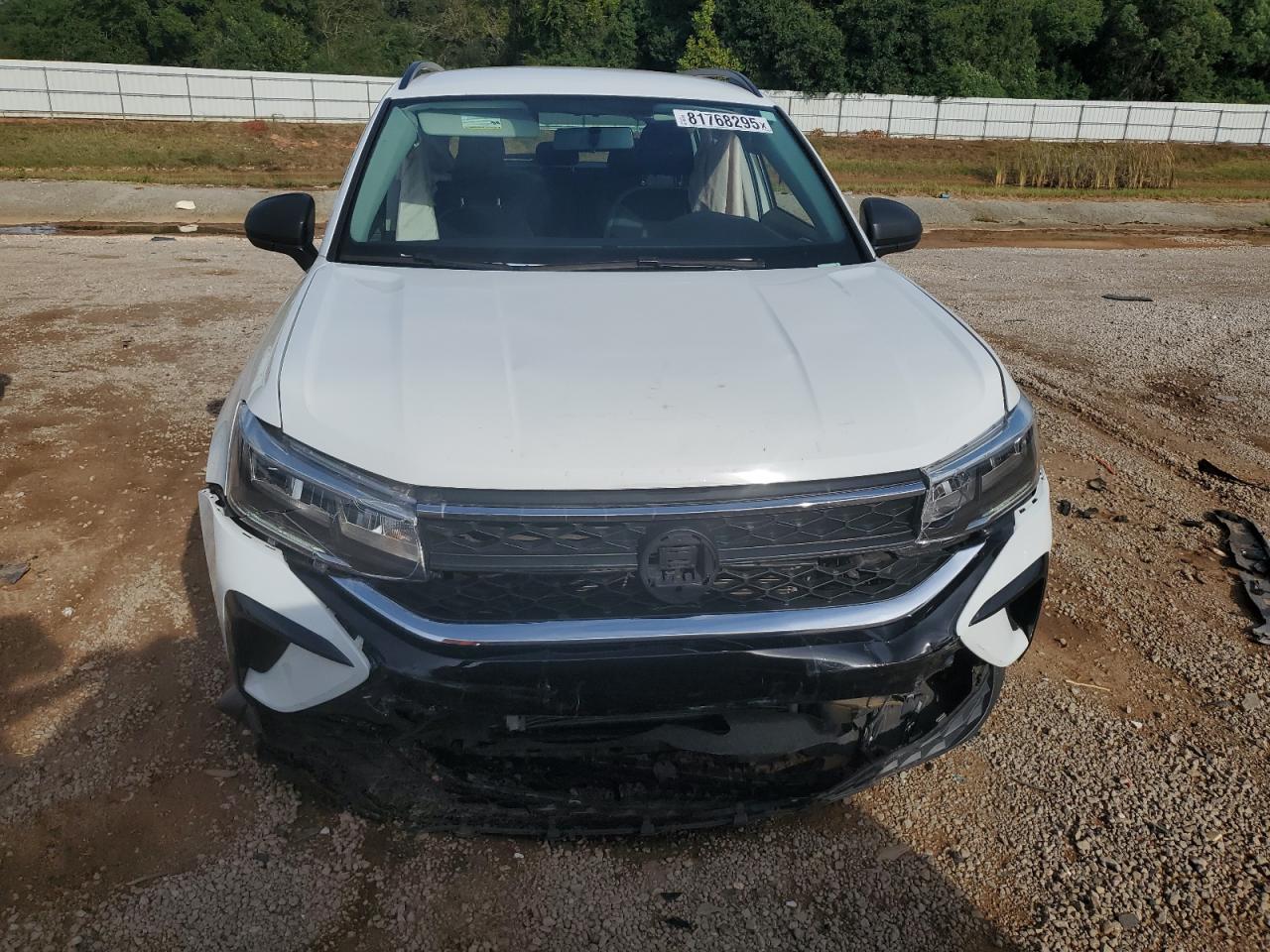 Volkswagen Taos S Image 8