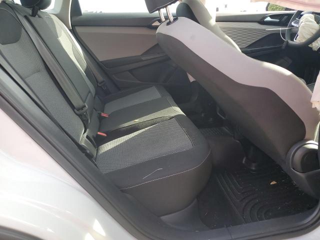 Volkswagen Taos S Image 6