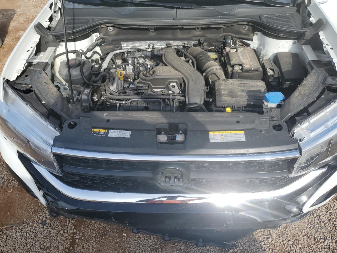 Volkswagen Taos S Image 4