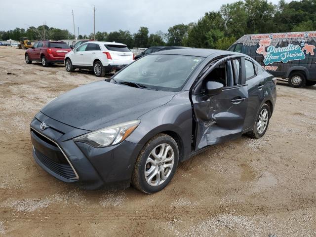  Salvage Toyota Yaris
