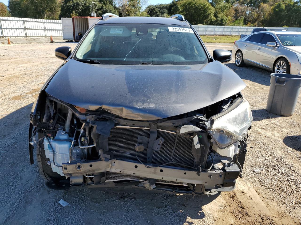 Toyota RAV4 Le Image 5