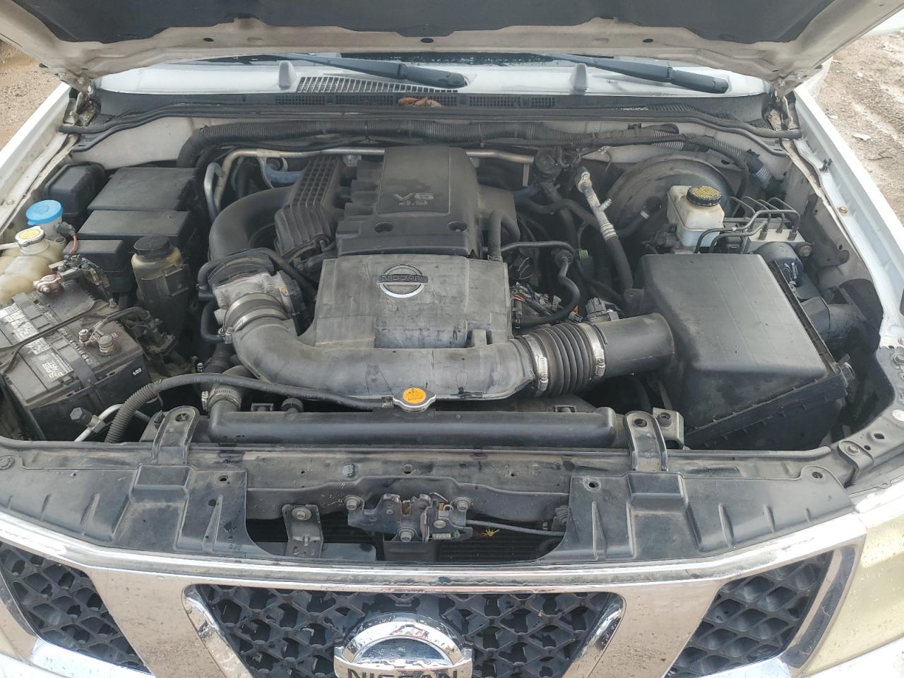 Nissan Pathfinder Le Image 2