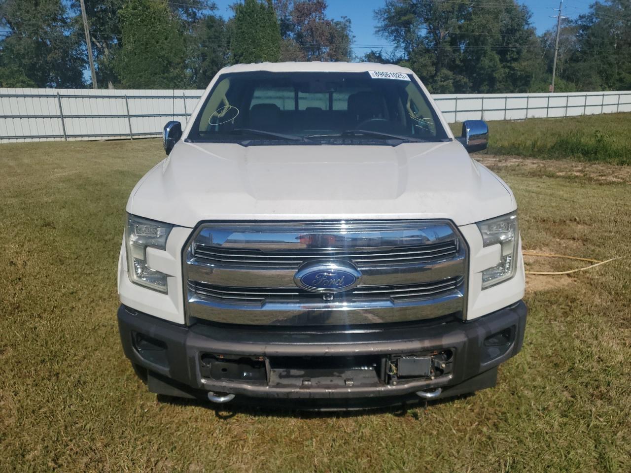 Ford F-150 Supercrew Image 3