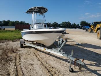  Salvage Nauticstar Boat
