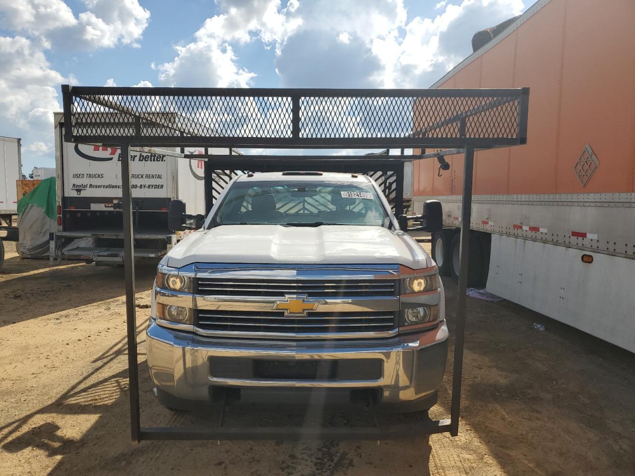 Chevrolet Silverado C3500 Image 10