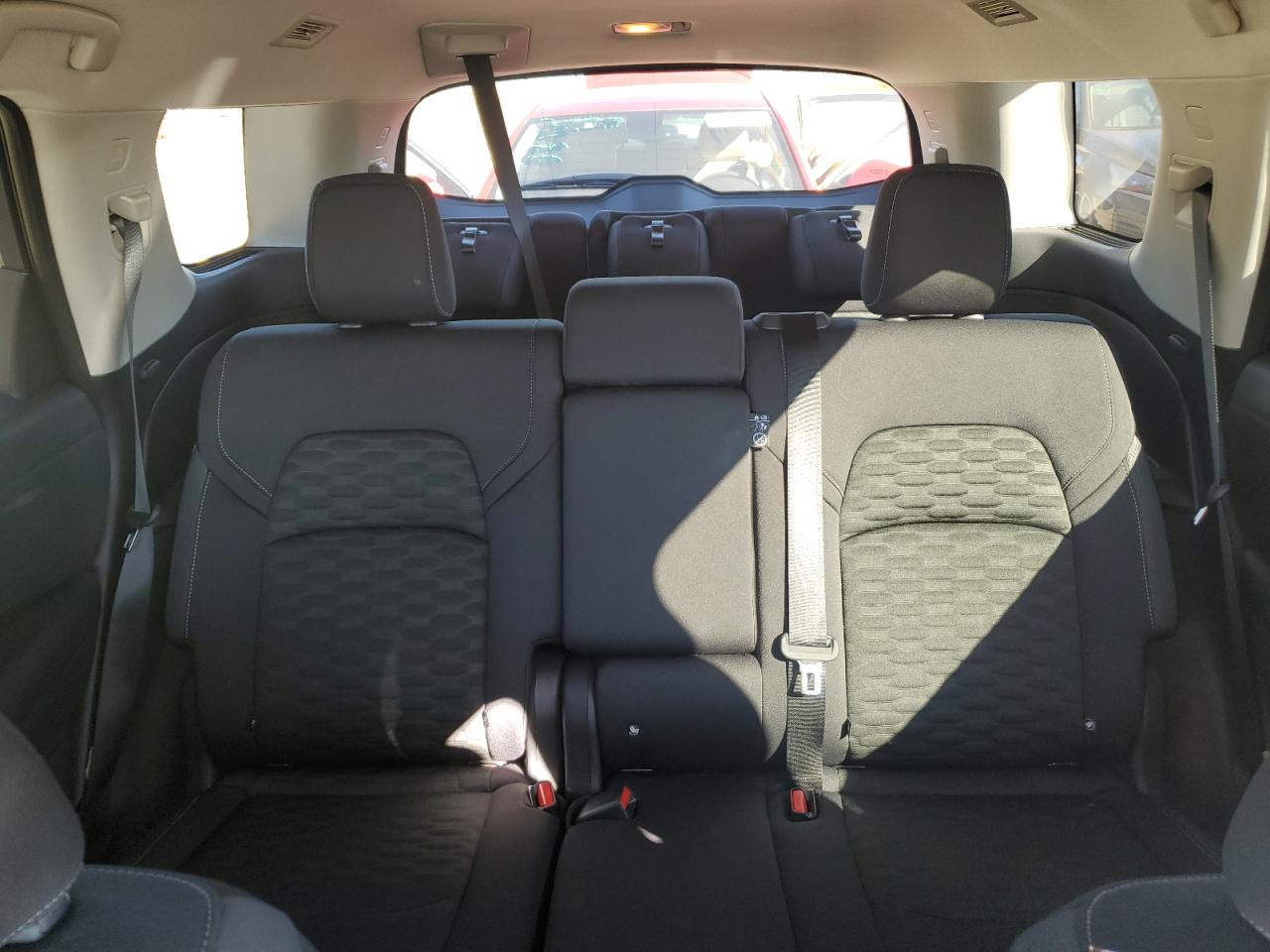 Nissan Pathfinder Sv Image 9