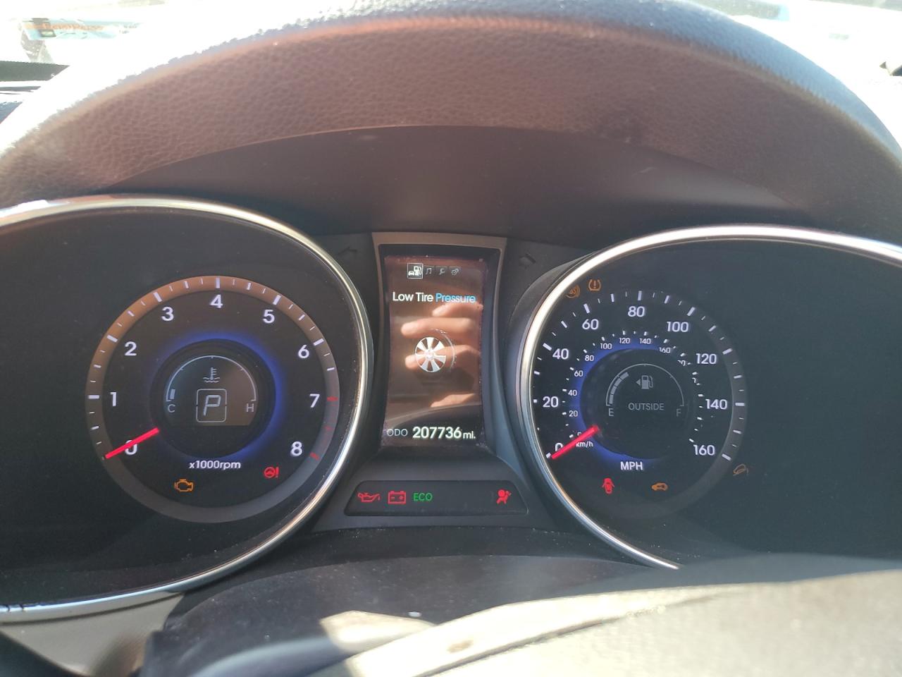 Hyundai SANTA FE Image 4