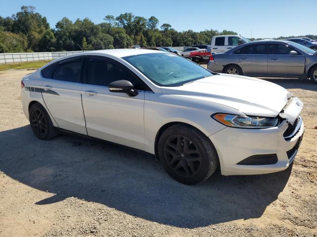 Ford Fusion Se Image 7