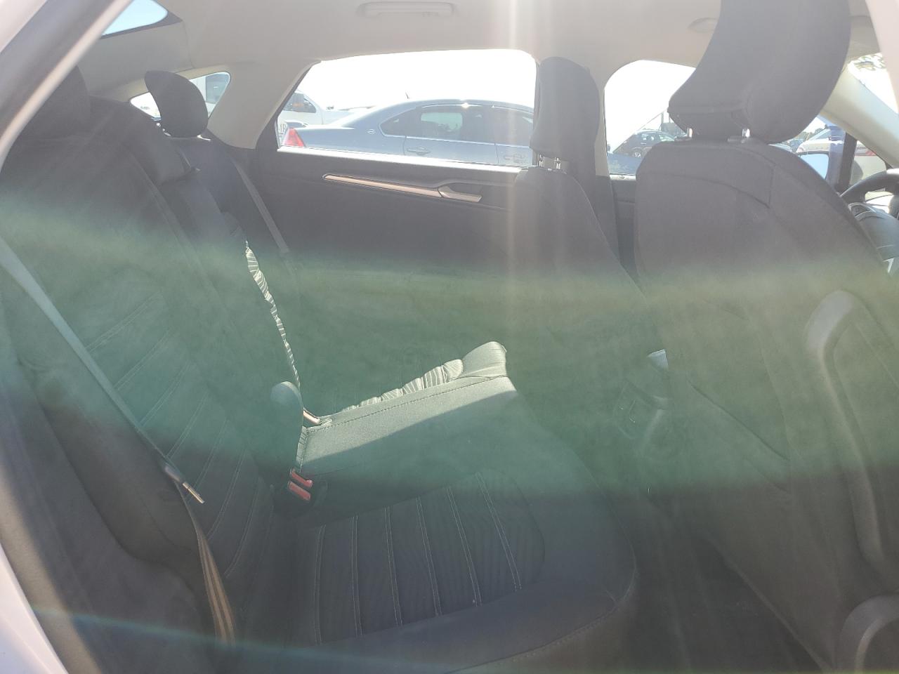 Ford Fusion Se Image 4