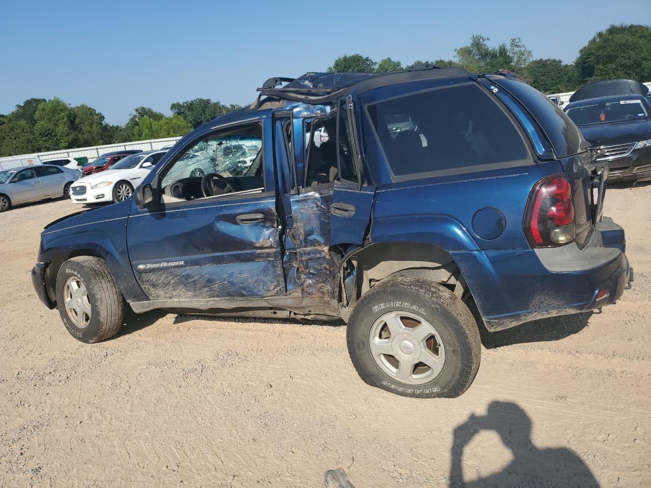 Chevrolet Trailblazer Image 2