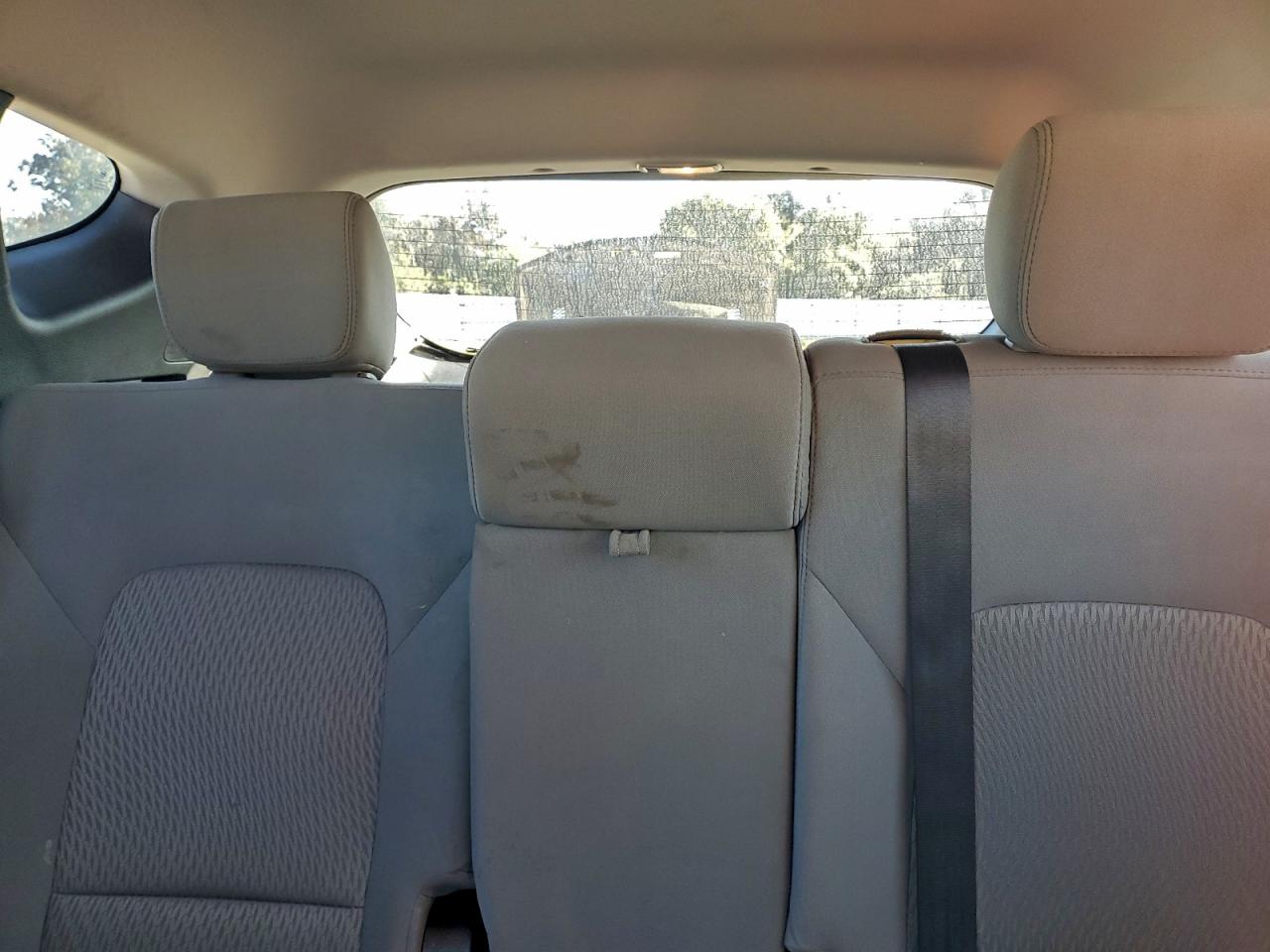 Hyundai SANTA FE Image 9