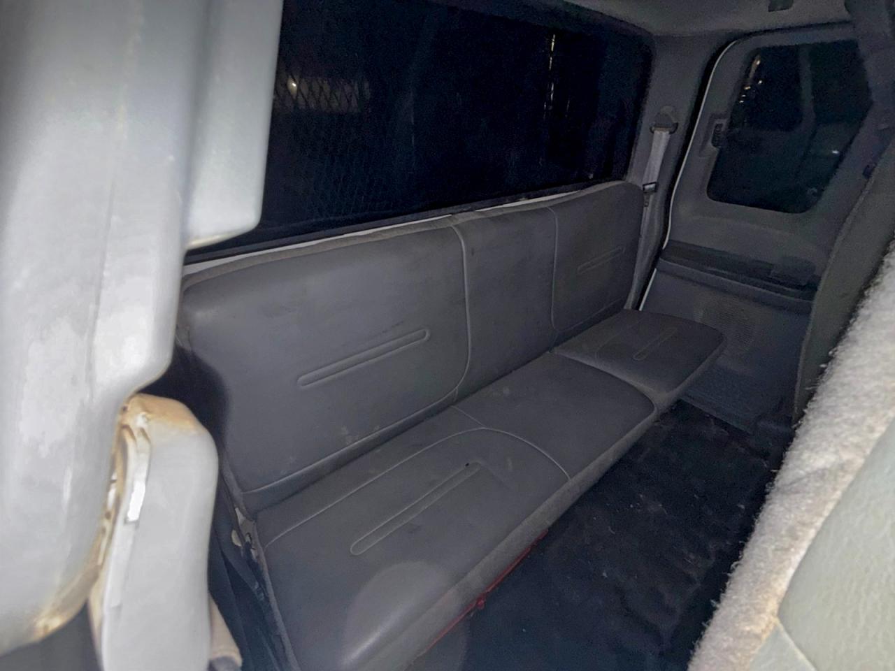 Ford F-750 Super Duty Image 10