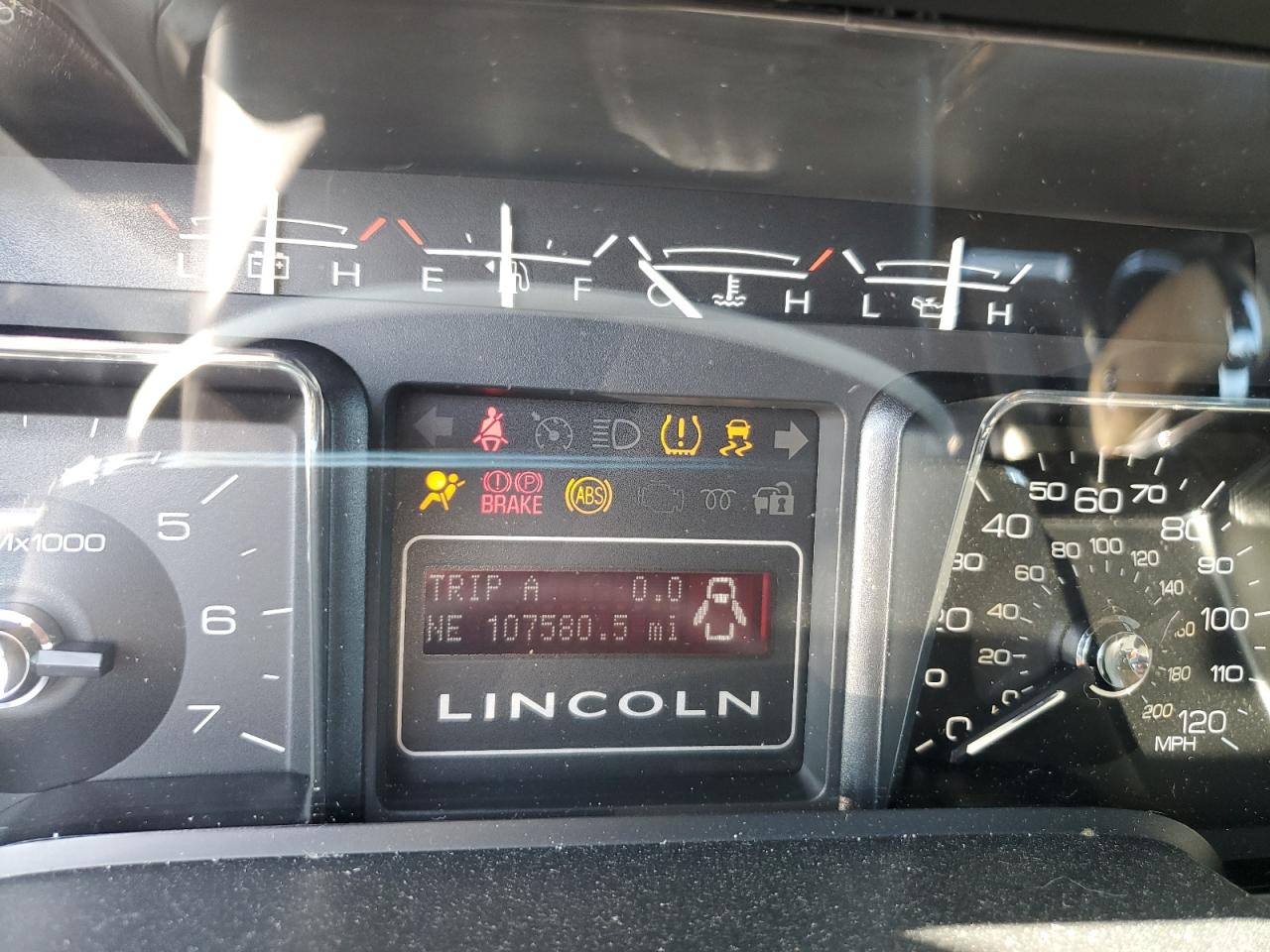 Lincoln Navigator Image 7