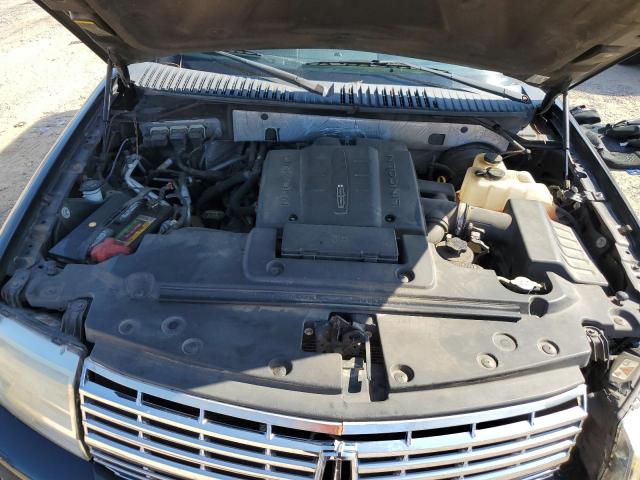 Lincoln Navigator Image 8