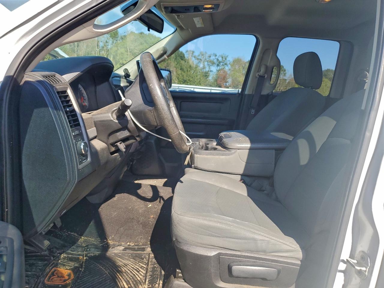 Ram 1500 St Image 10