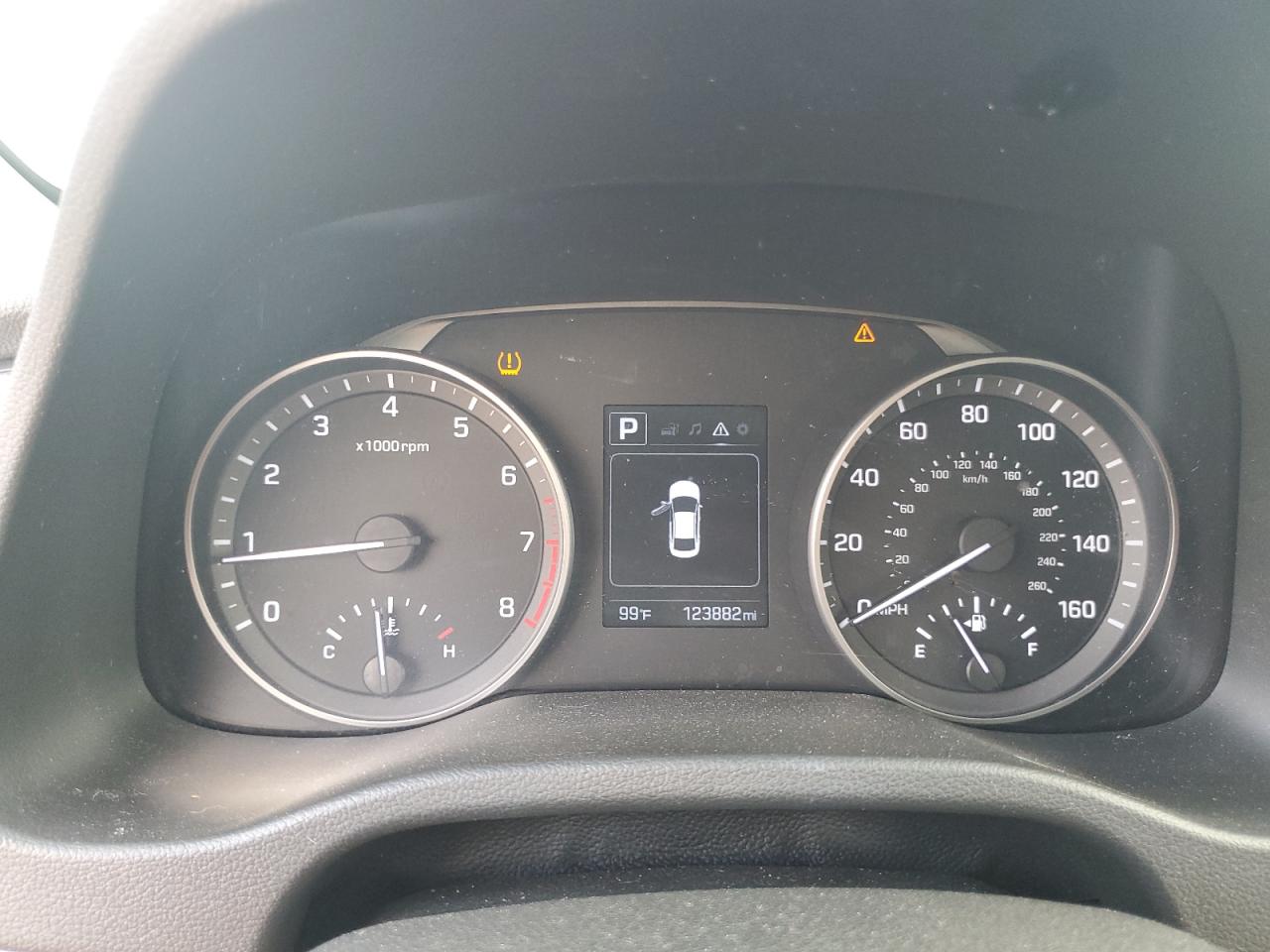 Hyundai ELANTRA Sel Image 10