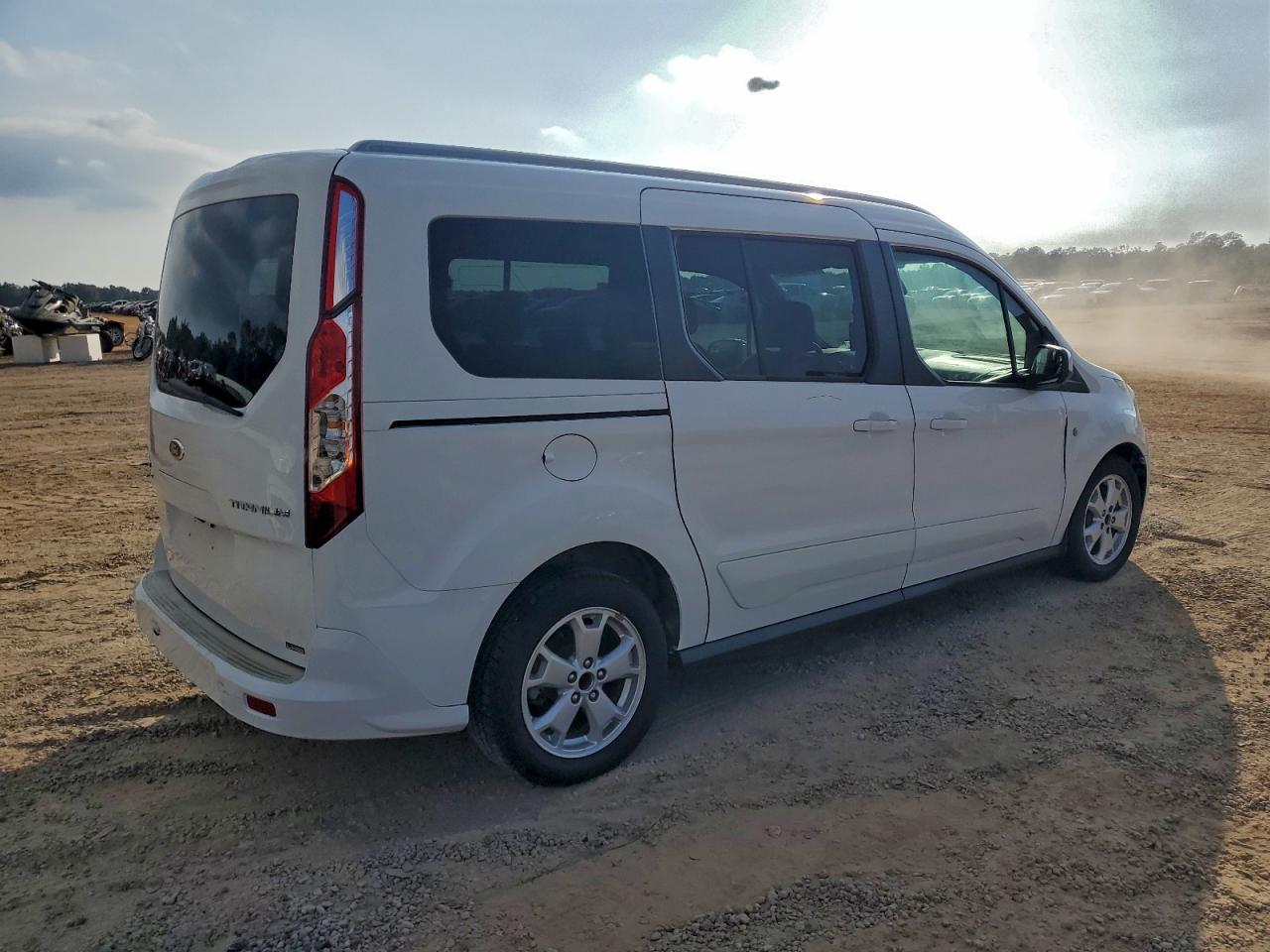 Ford Transit Titanium Image 5