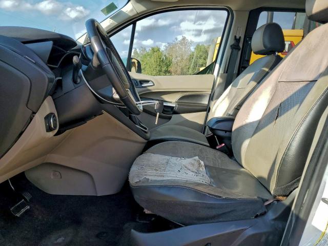 Ford Transit Titanium Image 9