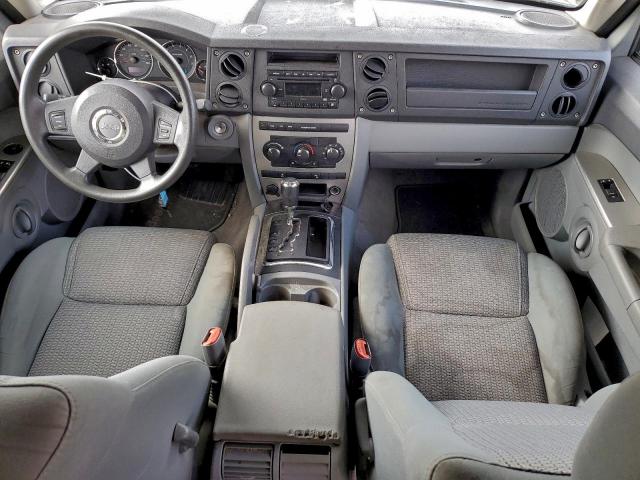 Jeep Commander Image 8
