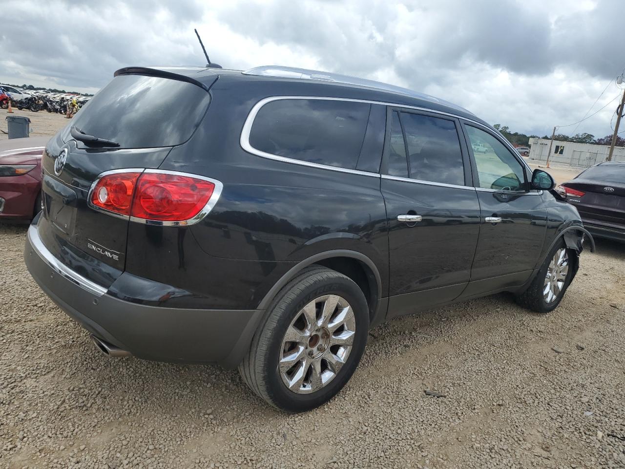 Buick Enclave Image 7