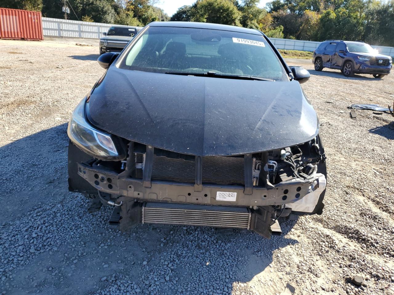 Chevrolet Cruze Lt Image 3