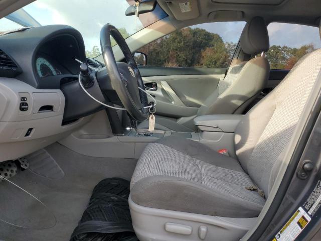 Toyota Camry Base Image 2