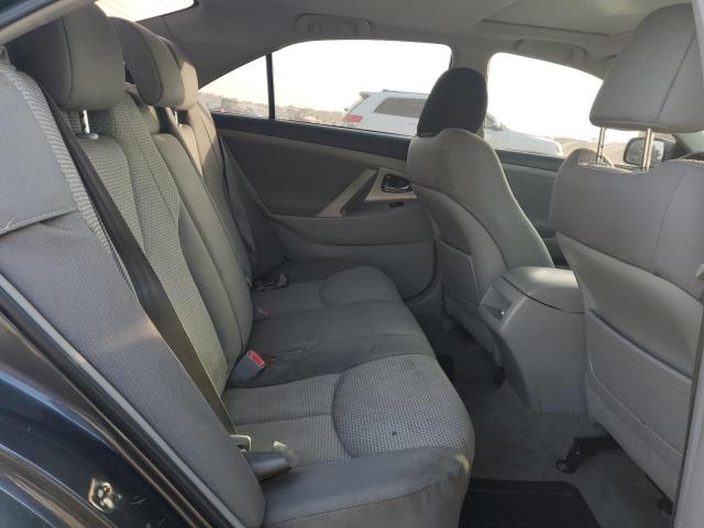 Toyota Camry Base Image 11