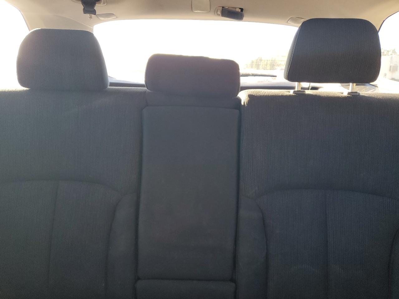 Subaru Outback 2.5i Premium Image 3