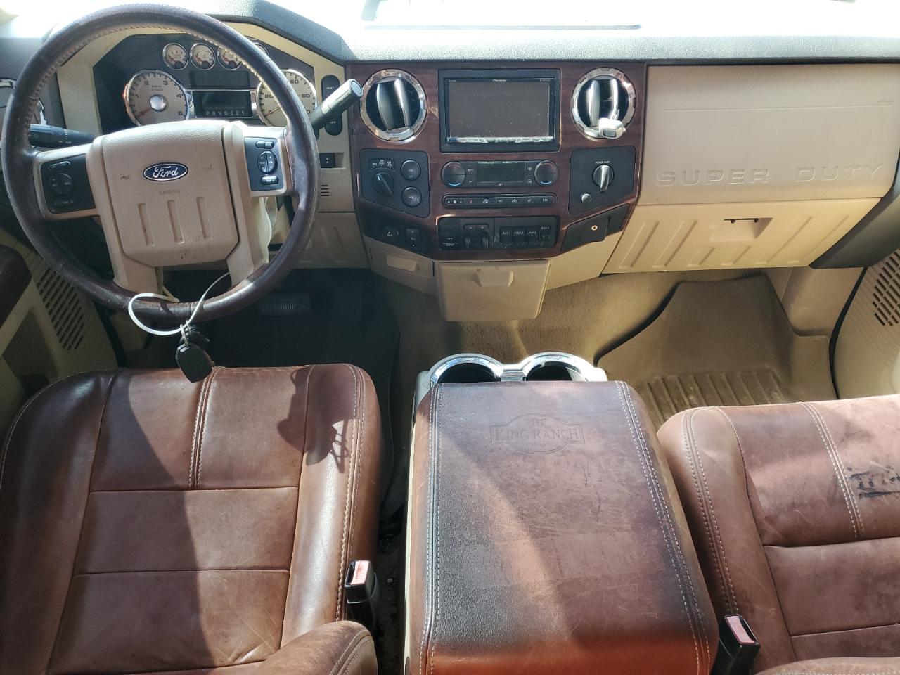 Ford F-350 Super Duty Image 7