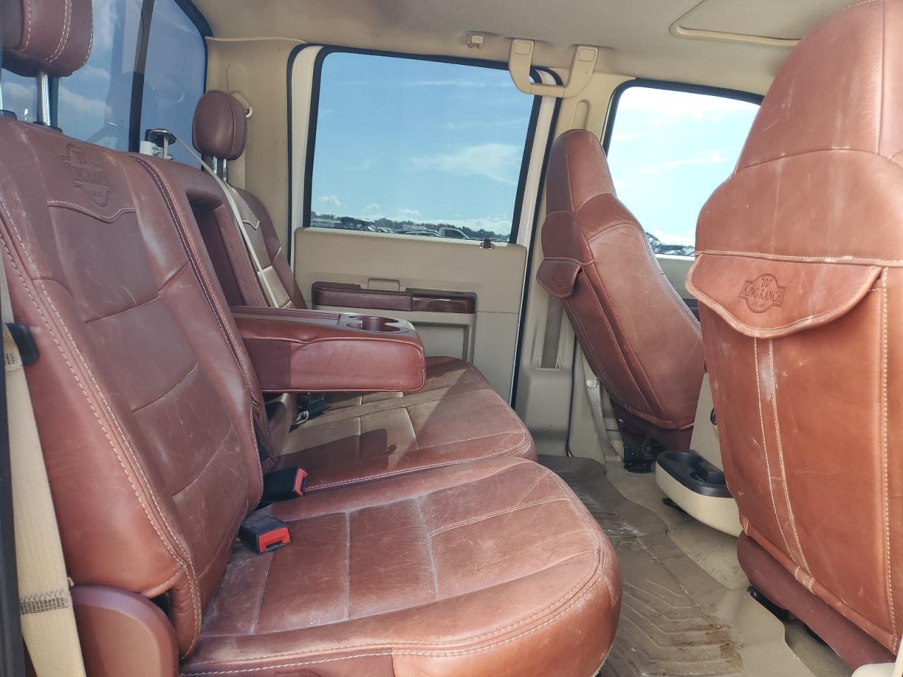 Ford F-350 Super Duty Image 12