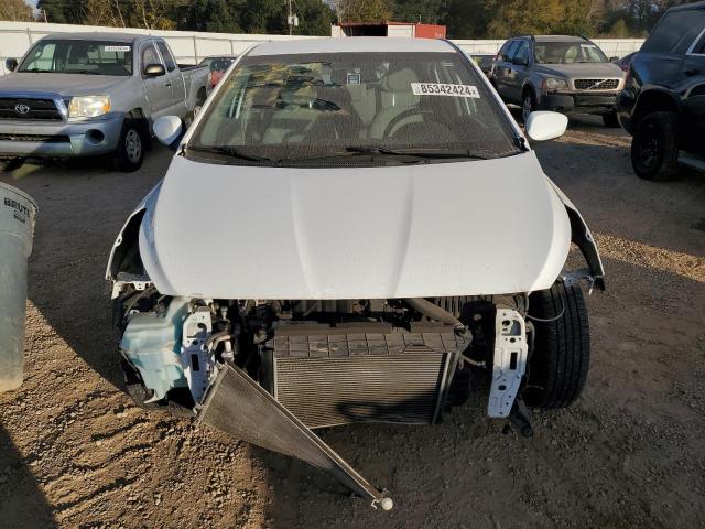 Hyundai ACCENT Se Image 8