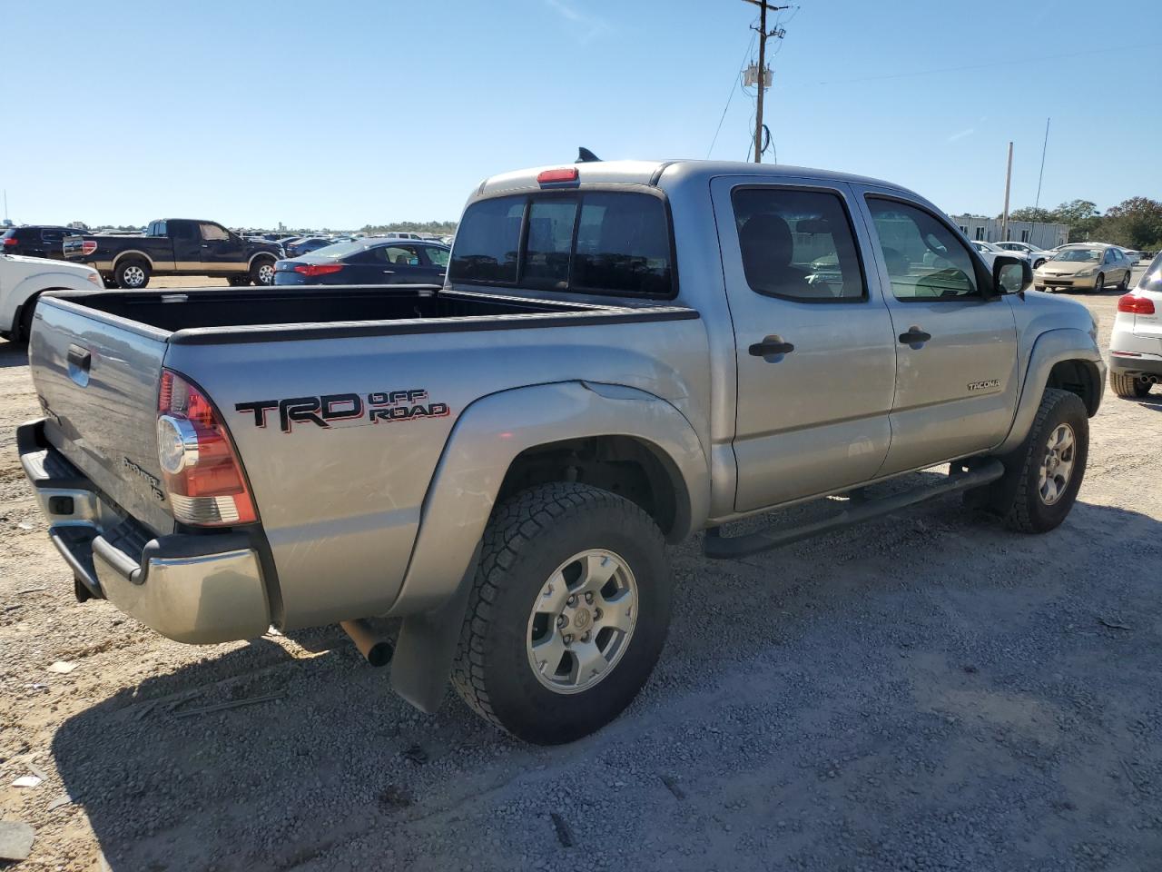 Toyota Tacoma Double Cab Prerunner Image 2