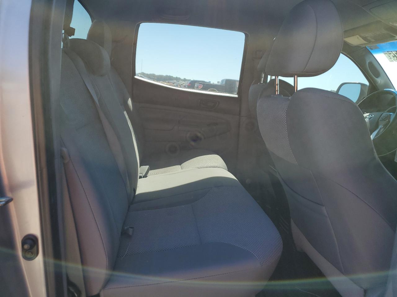 Toyota Tacoma Double Cab Prerunner Image 3