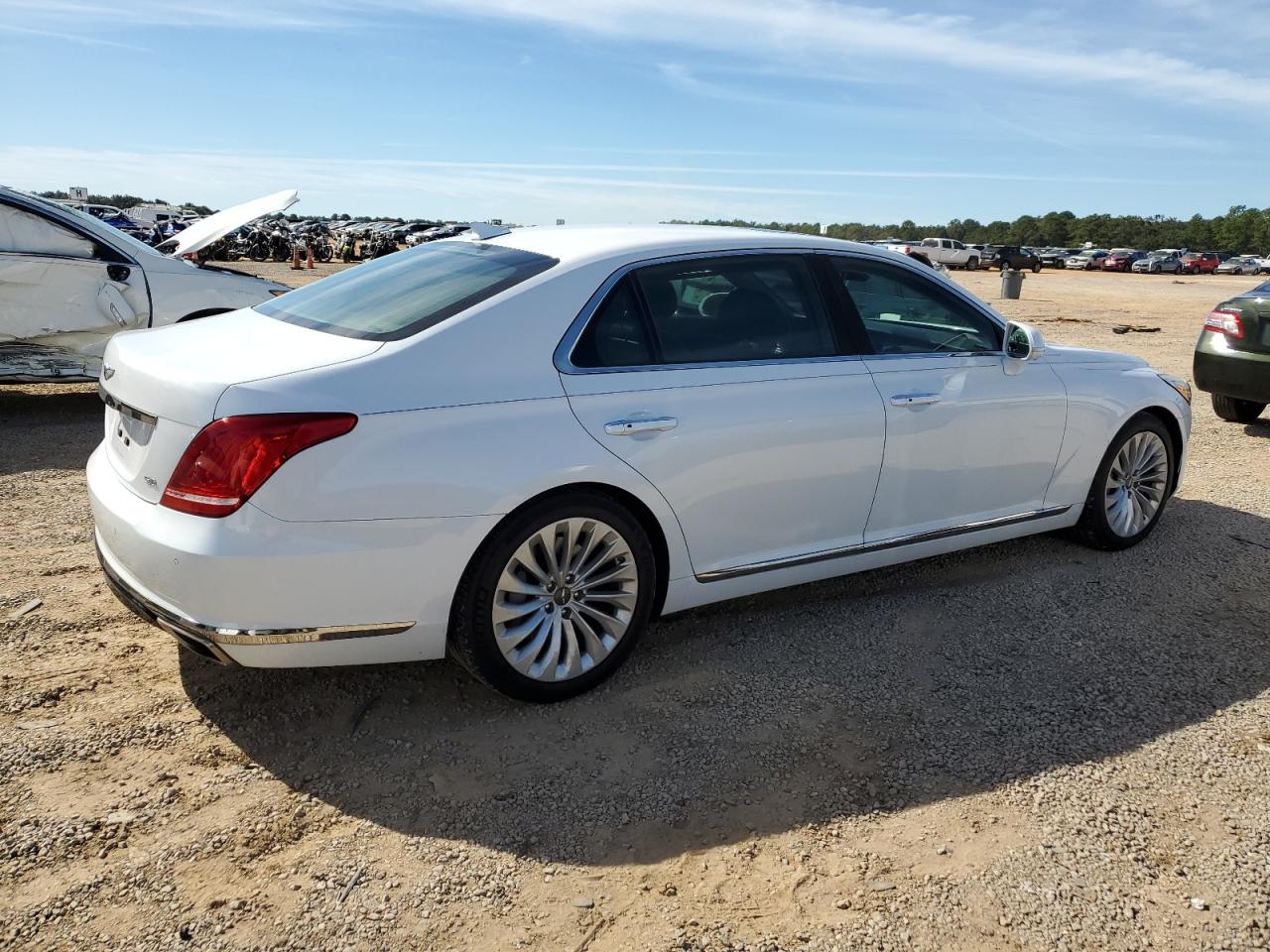 Genesis G90 Ultimate Image 3