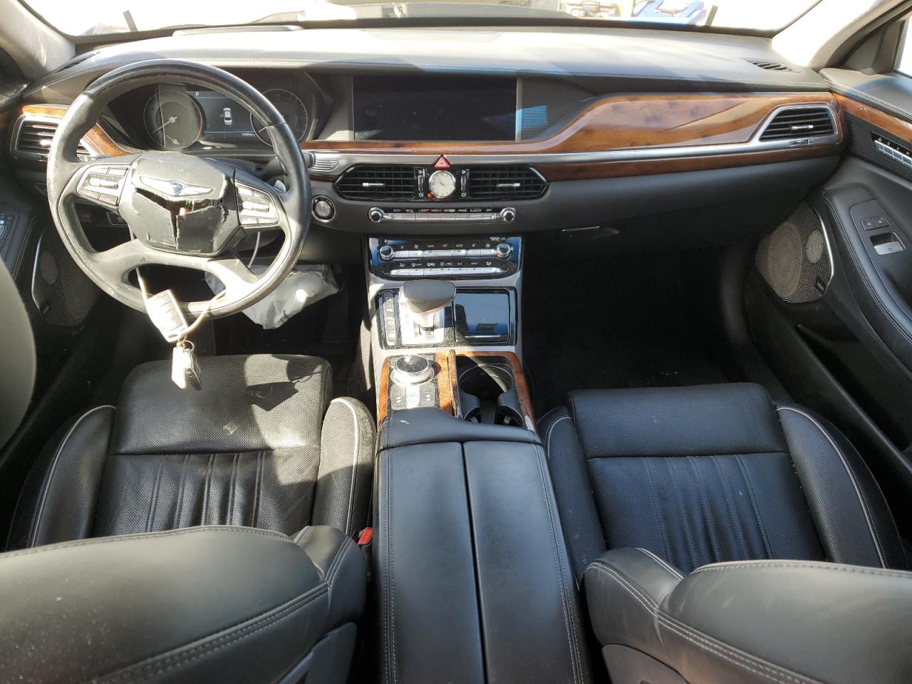 Genesis G90 Ultimate Image 6