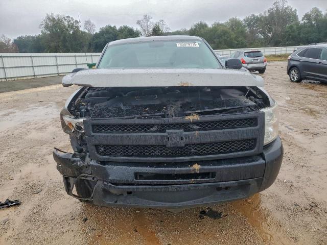 Chevrolet Silverado C1500 Image 10